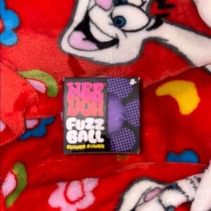 NeeDoh Fuzz Ball - Purple Flower Power Stress Toy NEW QUICK SHIP